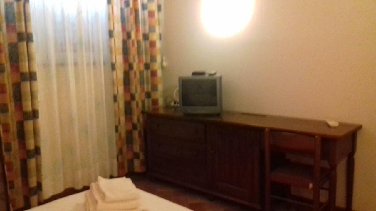 Le Tamerici Guest House Principina Terra Bagian luar foto